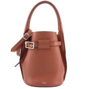 Pre-owned Leather shoulder-bags