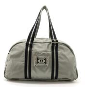 Pre-owned Canvas travel-bags