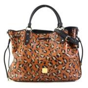 Pre-owned Leather handbags