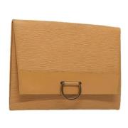 Pre-owned Leather clutches