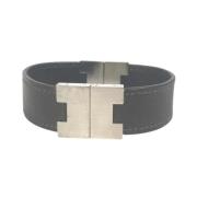 Pre-owned Leather bracelets