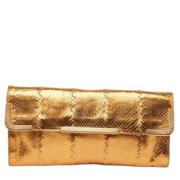 Pre-owned Leather clutches