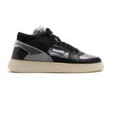 Sneakers MID Over Black W