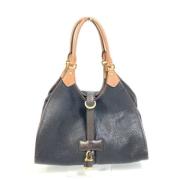 Pre-owned Leather shoulder-bags