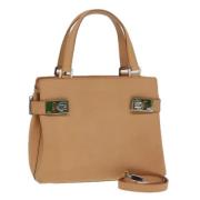 Pre-owned Leather handbags