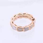 Pre-owned Rose Gold rings