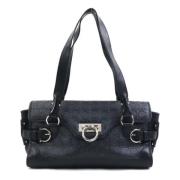 Pre-owned Leather shoulder-bags