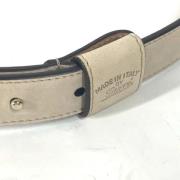 Pre-owned Leather belts