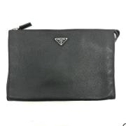 Pre-owned Leather clutches