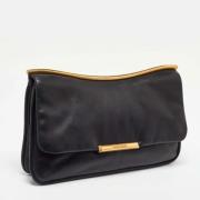 Pre-owned Leather clutches