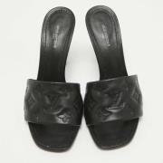 Pre-owned Leather sandals