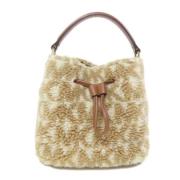 Pre-owned Fabric handbags