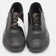 Pre-owned Leather sneakers