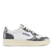 Medalist Low Leather Sneakers