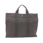 Pre-owned Canvas handbags