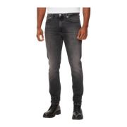 Slim-fit Denim Jeans