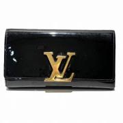 Pre-owned Leather wallets