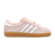 Gazelle Indoor