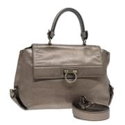 Pre-owned Leather handbags