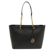 Pre-owned Leather handbags