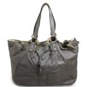 Pre-owned Leather shoulder-bags