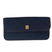 Pre-owned Canvas clutches