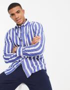 GANT icon logo stripe slim heritage fit shirt in college blue