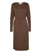 Brinley Boatneck Dress Brown Minus