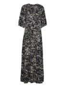 Slzaya Flowy Maxi Dress Ss Black Soaked In Luxury