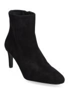 Rounded Classic Bootie Black Apair