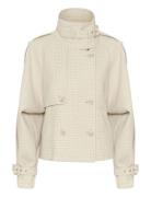 Avicgz Jacket Cream Gestuz