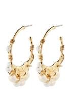 Focus Recycled Hoop Earrings Gold Pilgrim