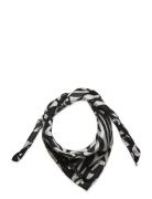 Sgyumma, 2041 Silk Scarves Black STINE GOYA