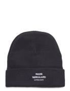 Isak Logo Ambas Beanie Black Mads Nørgaard