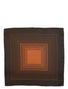 Awena No. 02 Brown Hein Studio