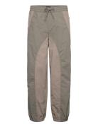 Relaxed Panelled Track Trousers Beige HAN Kjøbenhavn