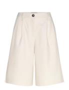Fqmaeve-Shorts Cream FREE/QUENT