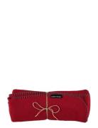 Blanket Fleece Isak Red Noble House