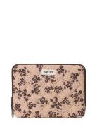 Day Gweneth Re-Q Buca Folder13 Pink DAY ET