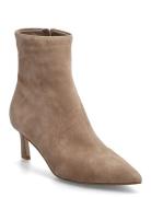 Lulah Beige Steve Madden