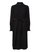 Lr-Nikki Black Levete Room