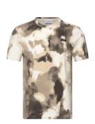Camo All Over Print T-Shirt Tops T-shirts Short-sleeved Brown Calvin K...
