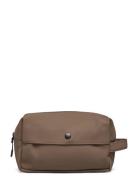 Pu Wash Bag Toalettveske Brown Tretorn