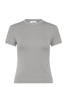 Short-Sleeved Fitted T-Shirt Tops T-shirts & Tops Short-sleeved Grey M...