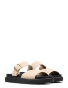 Aristella Mule D Flate Sandaler Beige Clarks