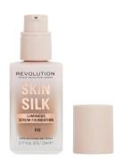 Revolution Makeup Skin Silk Serum Foundation F12 Foundation Sminke Rev...