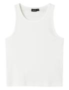 Nlfhinaja Crop Solid Tank Top Tops T-shirts Sleeveless White LMTD