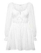 Diamond Neck Dress Kort Kjole White Bubbleroom