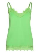 Top From Freequent In A Light Material. The Top Has A Simple Silhouett...