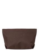 Day Re-Mono Pouchy S Toalettveske Brown DAY ET